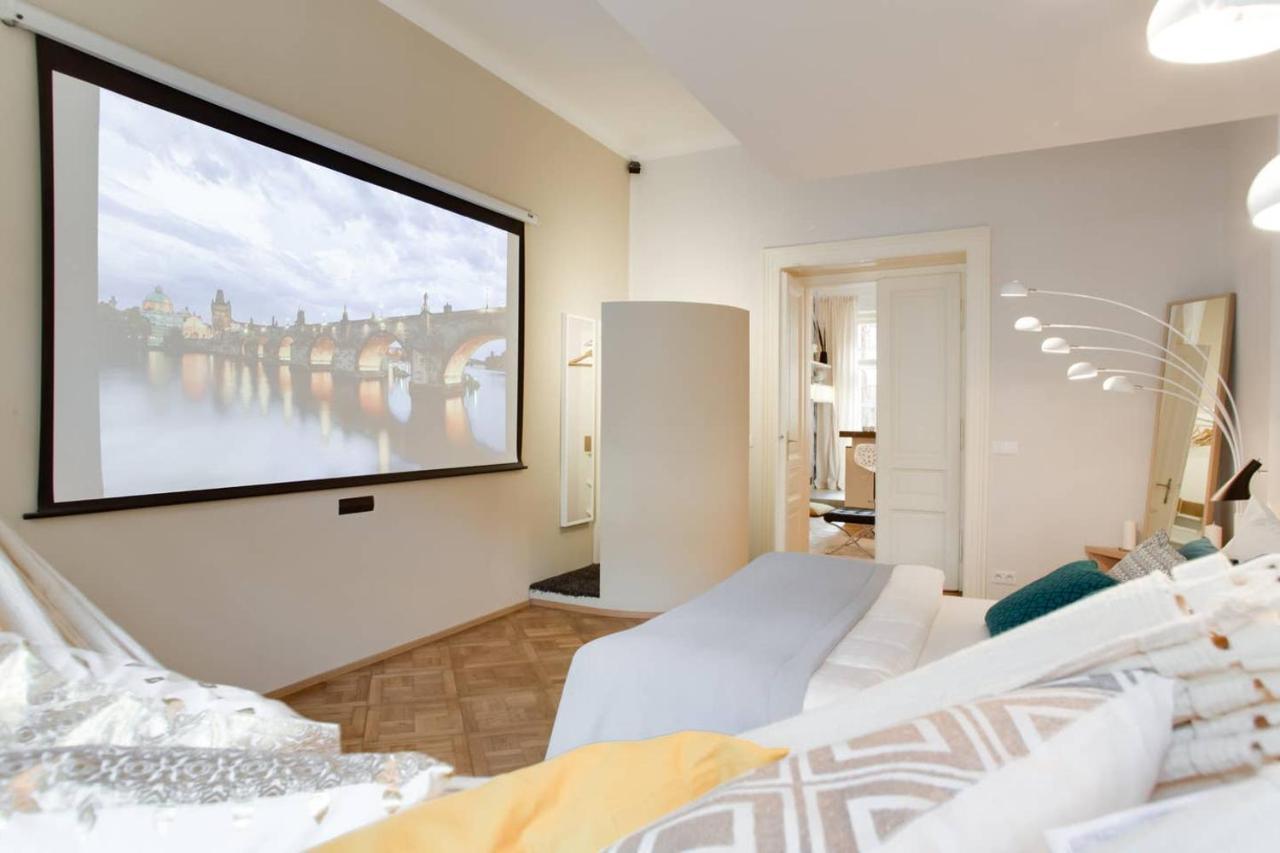 Bright Prague Na Porici Apartment ภายนอก รูปภาพ